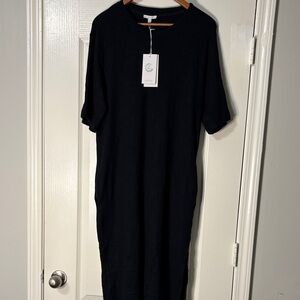 Elegant Black Midi Dress